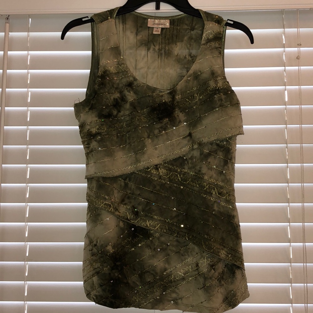 Women’s Olive Green Sleeveless Blouse